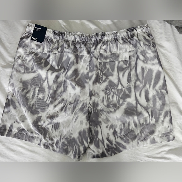 NWT dicks sporting goods lined shorts - Picture 2 of 3